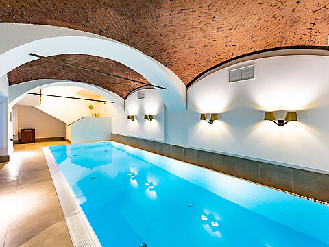 Indoor Pool im  Parkhotel Graz